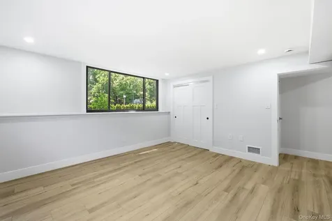 7 Brookdell Drive Hartsdale NY 10530