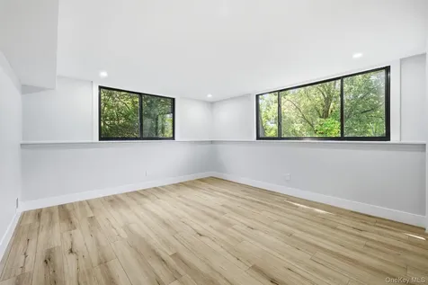 7 Brookdell Drive Hartsdale NY 10530