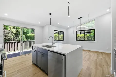 7 Brookdell Drive Hartsdale NY 10530