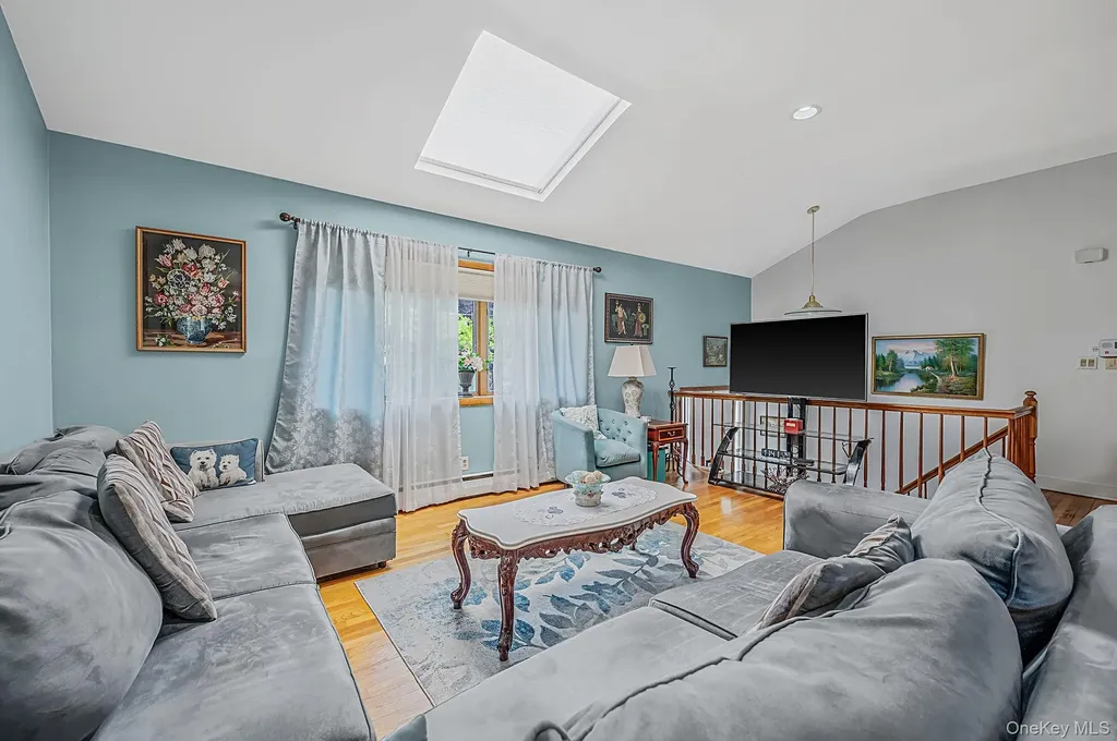 1000 Oakfield Avenue North Bellmore NY 11710