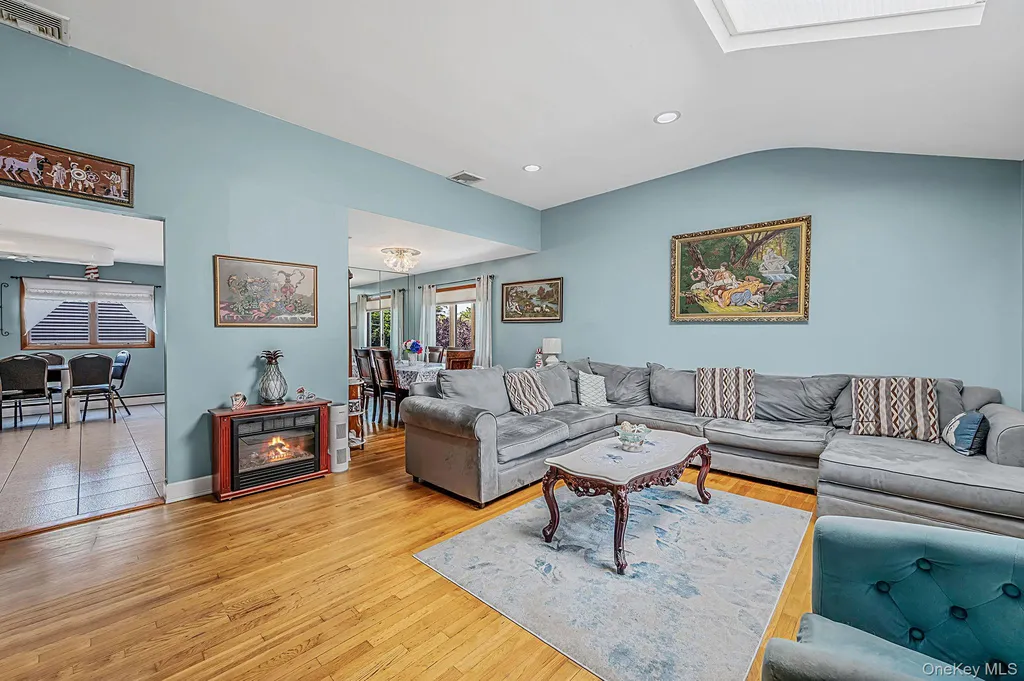 1000 Oakfield Avenue North Bellmore NY 11710