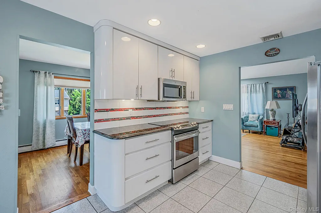 1000 Oakfield Avenue North Bellmore NY 11710