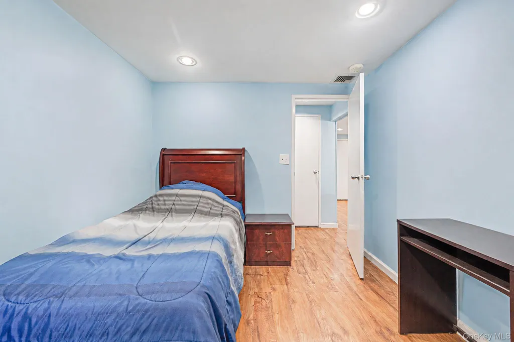 1000 Oakfield Avenue North Bellmore NY 11710