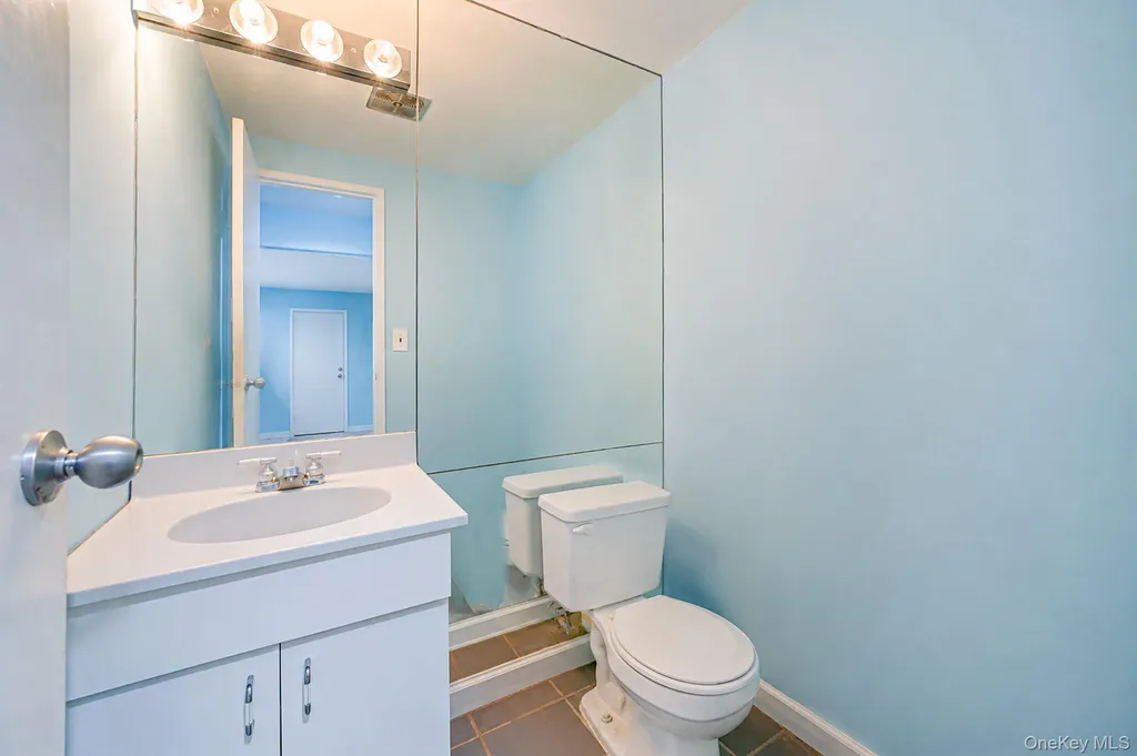 1000 Oakfield Avenue North Bellmore NY 11710