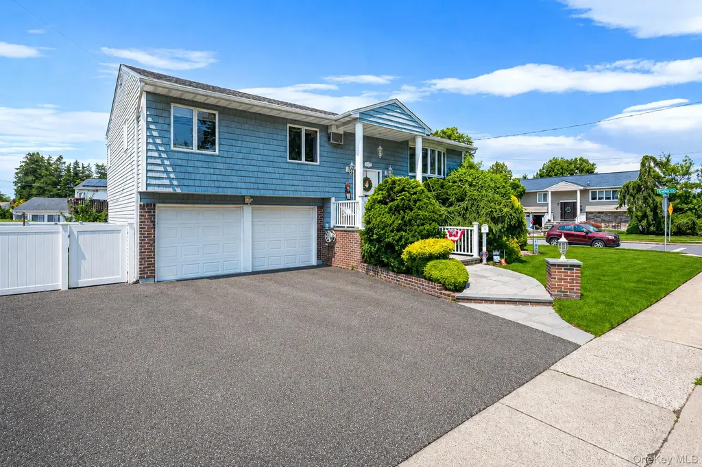 1000 Oakfield Avenue North Bellmore NY 11710