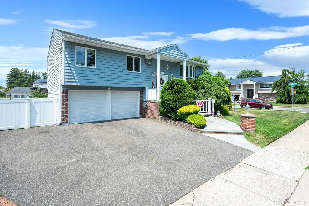 1000 Oakfield Avenue North Bellmore NY 11710