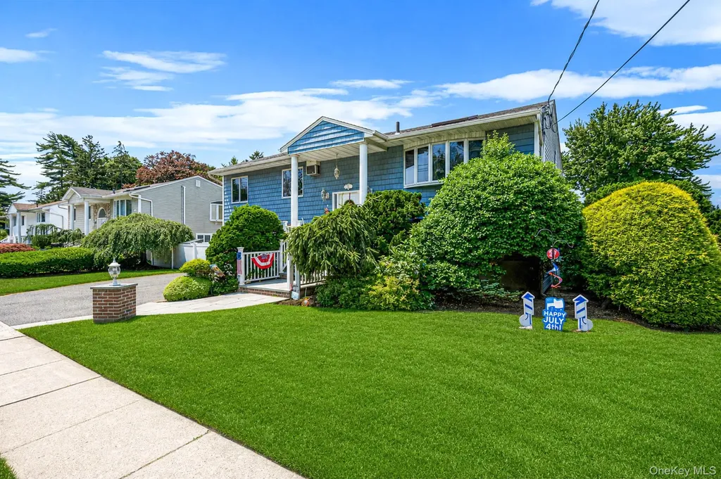 1000 Oakfield Avenue North Bellmore NY 11710