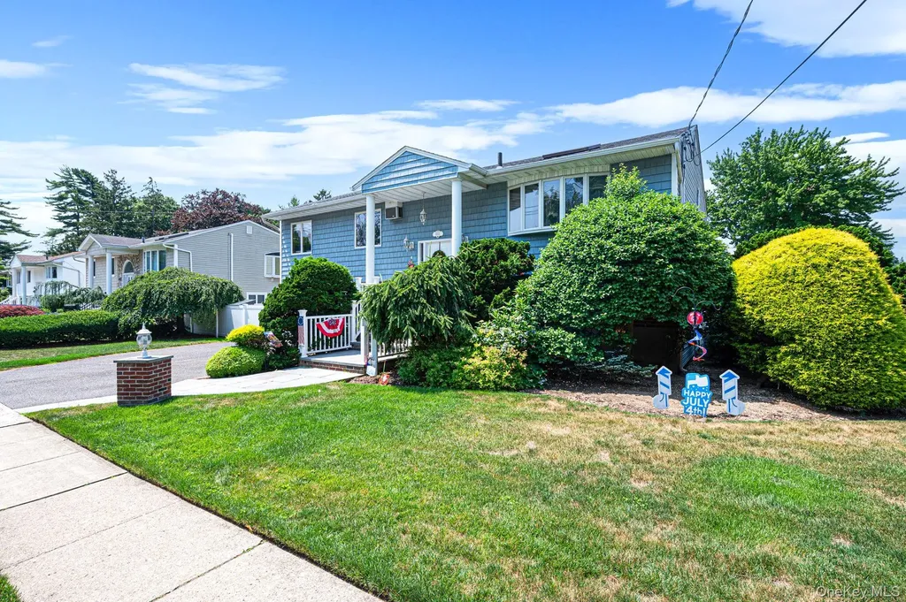 1000 Oakfield Avenue North Bellmore NY 11710