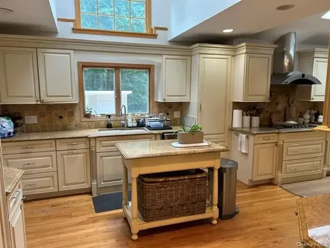 3 Fox Lane Locust Valley NY 11560