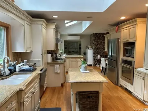 3 Fox Lane Locust Valley NY 11560
