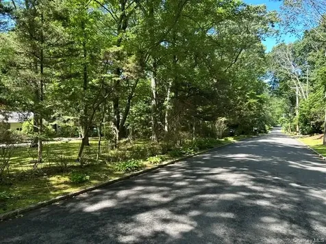 3 Fox Lane Locust Valley NY 11560
