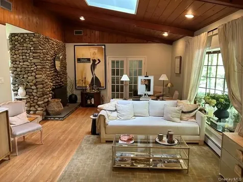 3 Fox Lane Locust Valley NY 11560