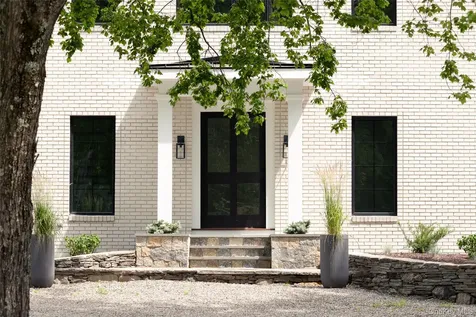 296-302 Stanford Road Millbrook NY 12545