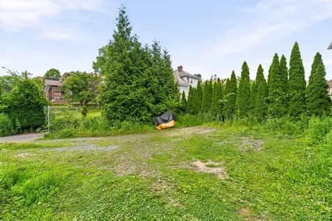 541 N High Street Mount Vernon NY 10552