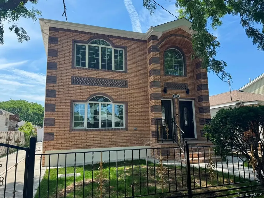 18112 145th Avenue Springfield Gardens NY 11413