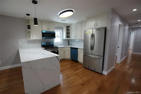 18112 145th Avenue Springfield Gardens NY 11413
