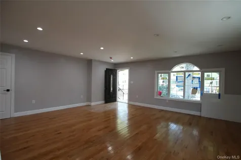 18112 145th Avenue Springfield Gardens NY 11413