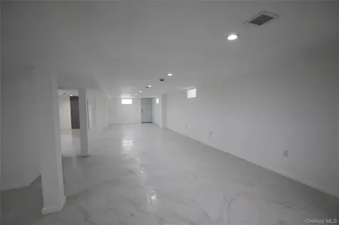 18112 145th Avenue Springfield Gardens NY 11413