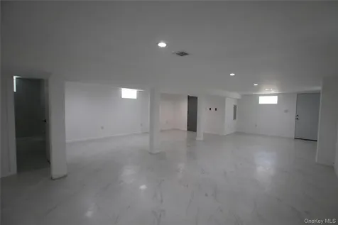 18112 145th Avenue Springfield Gardens NY 11413