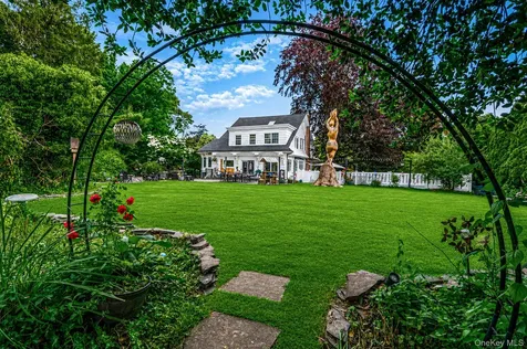 6 New York Avenue Stony Brook NY 11790