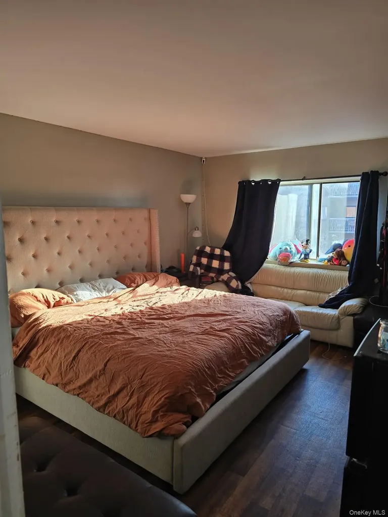 520 Kennedy Drive Spring Valley NY 10977