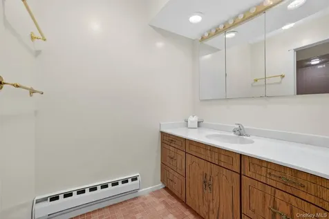 300 Heritage Hills Somers NY 10589
