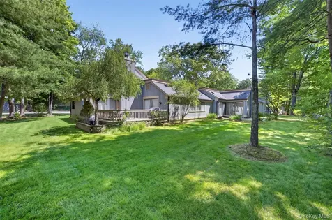 300 Heritage Hills Somers NY 10589