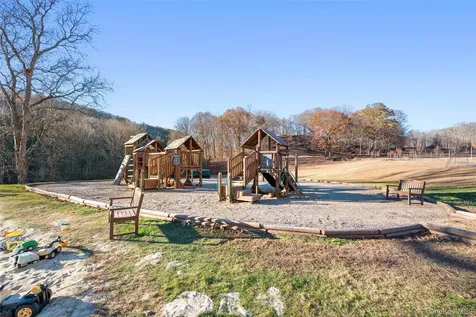 300 Heritage Hills Somers NY 10589