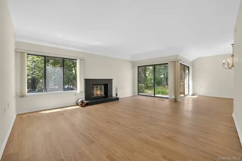 300 Heritage Hills Somers NY 10589