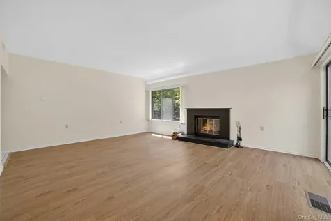 300 Heritage Hills Somers NY 10589