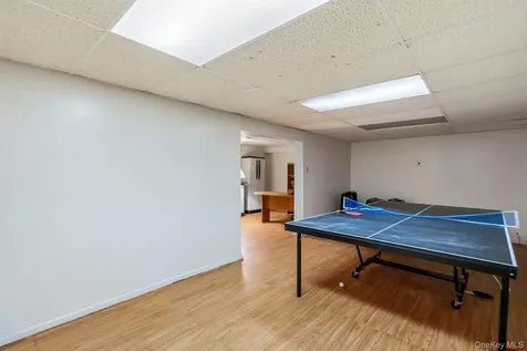 45 Mildred Court Plainview NY 11803