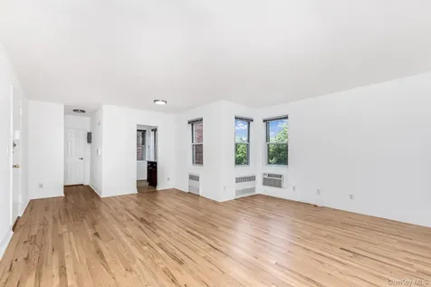 611 Palmer Road Yonkers NY 10701