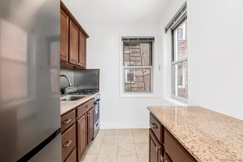 611 Palmer Road Yonkers NY 10701