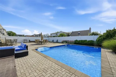 316 Philadelphia Avenue Massapequa Park NY 11762