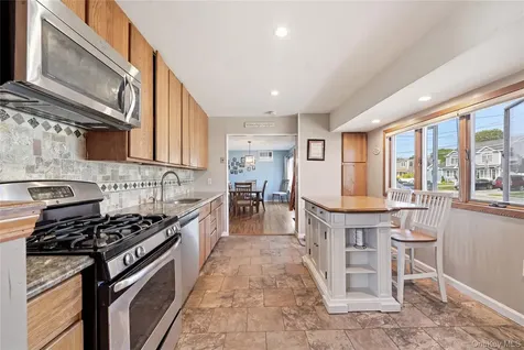 316 Philadelphia Avenue Massapequa Park NY 11762