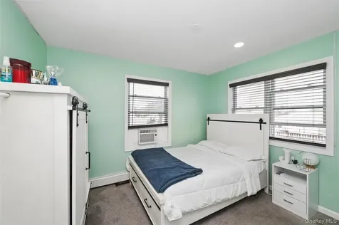 663 Arthur Street Baldwin NY 11510