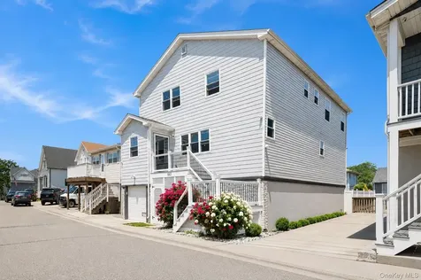 663 Arthur Street Baldwin NY 11510
