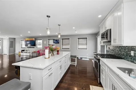 663 Arthur Street Baldwin NY 11510