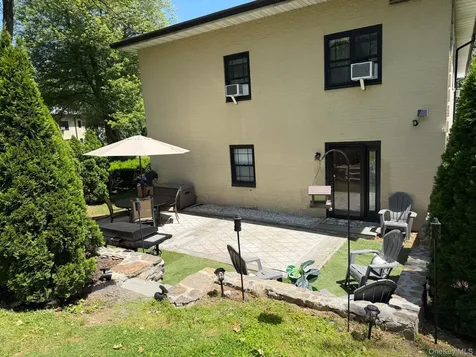 1271 California Road Eastchester NY 10709