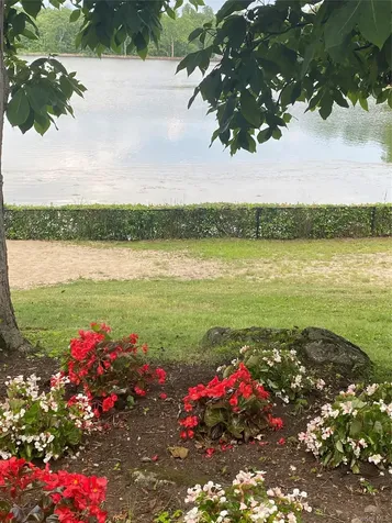 1271 California Road Eastchester NY 10709