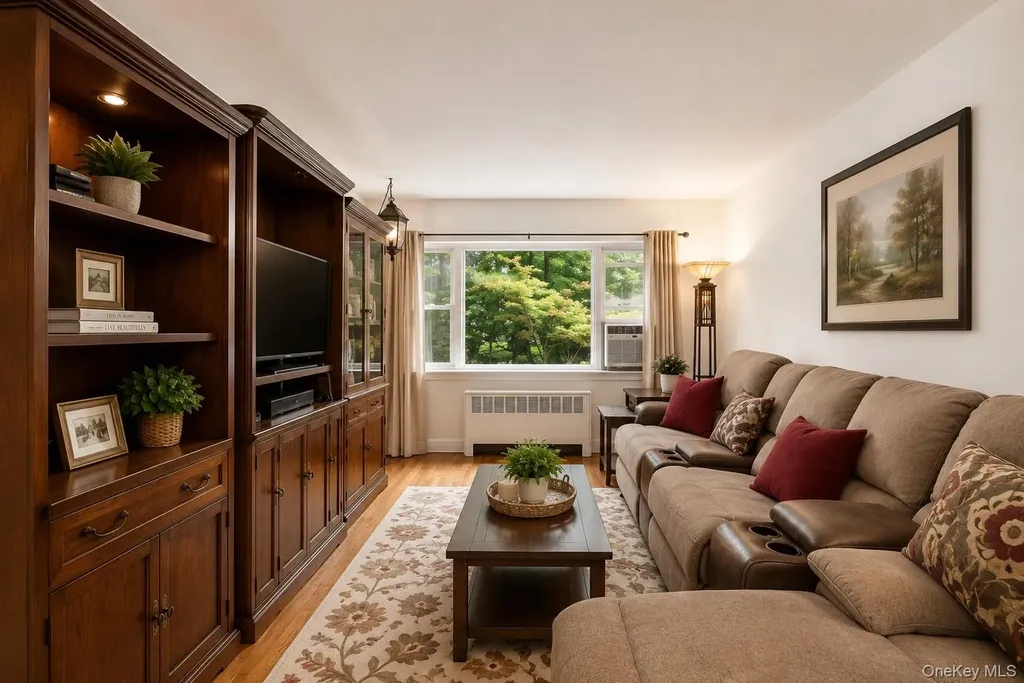 15 Leewood Eastchester NY 10709