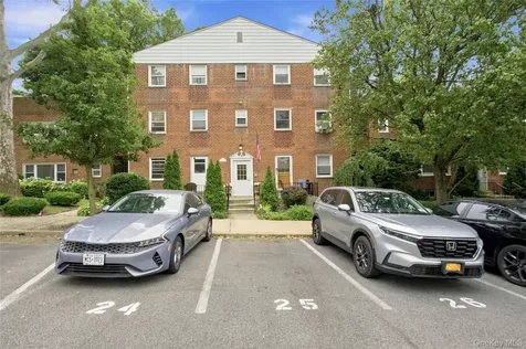 15 Leewood Eastchester NY 10709