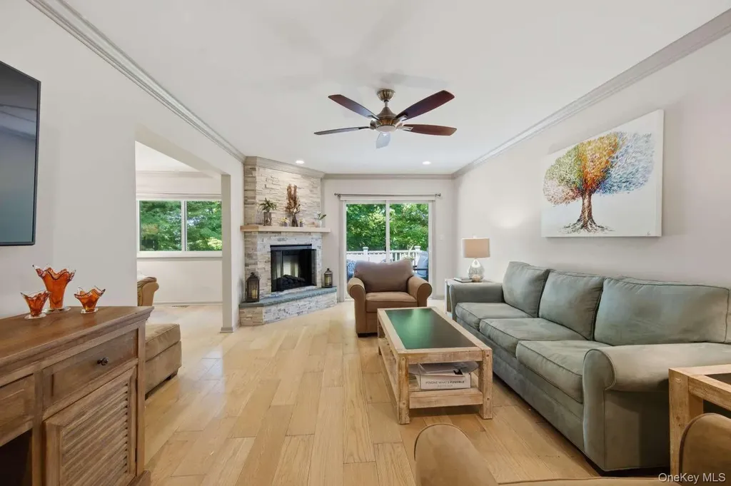 31 Timber Ridge Mount Kisco NY 10549