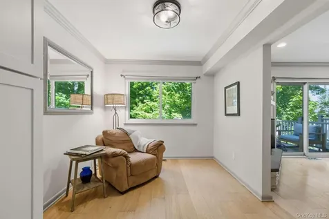 31 Timber Ridge Mount Kisco NY 10549