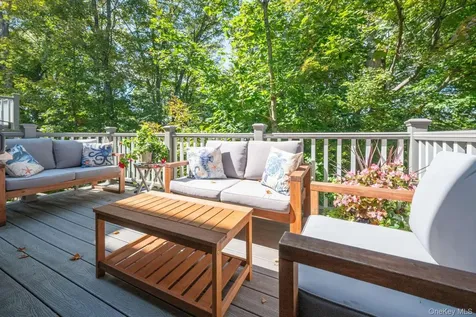 31 Timber Ridge Mount Kisco NY 10549