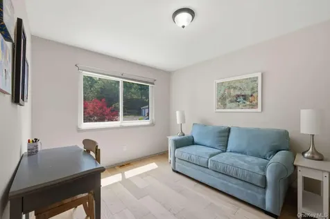 31 Timber Ridge Mount Kisco NY 10549