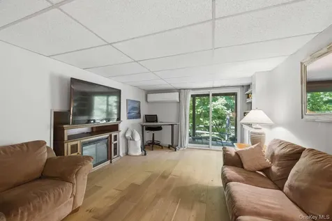 31 Timber Ridge Mount Kisco NY 10549