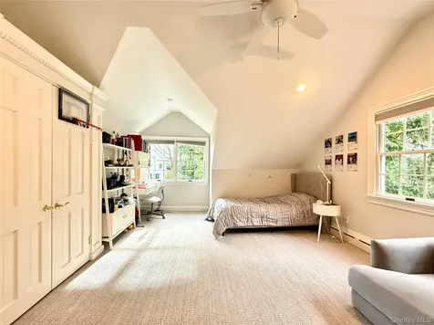 43 Glen Way Cold Spring Harbor NY 11724