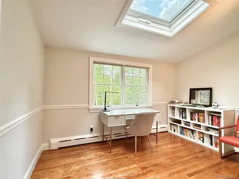 43 Glen Way Cold Spring Harbor NY 11724