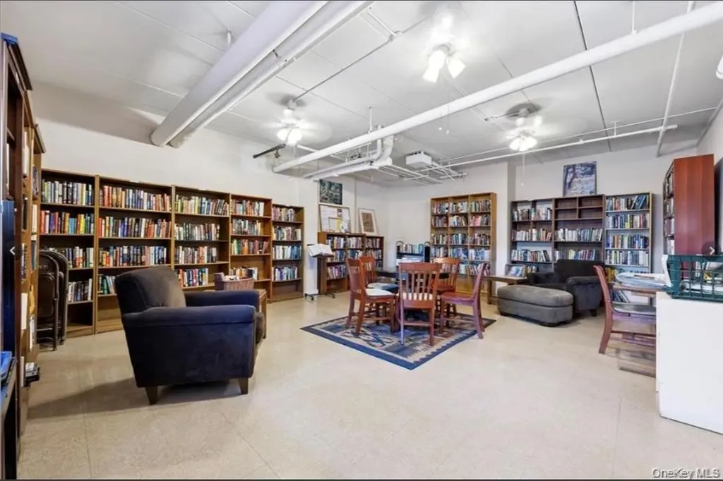 1085 Warburton Avenue Yonkers NY 10701